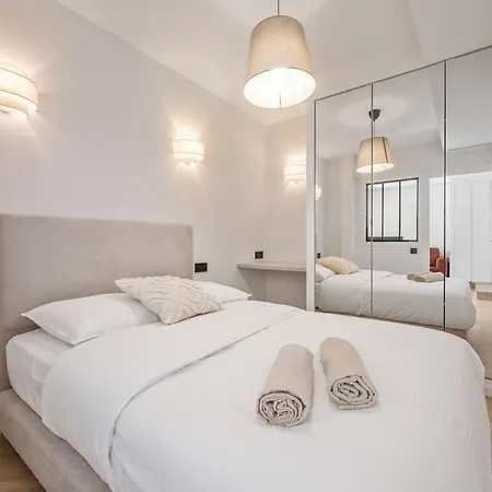Appartement 2-bedroom - Sleeps 4 - Place Massena Nice